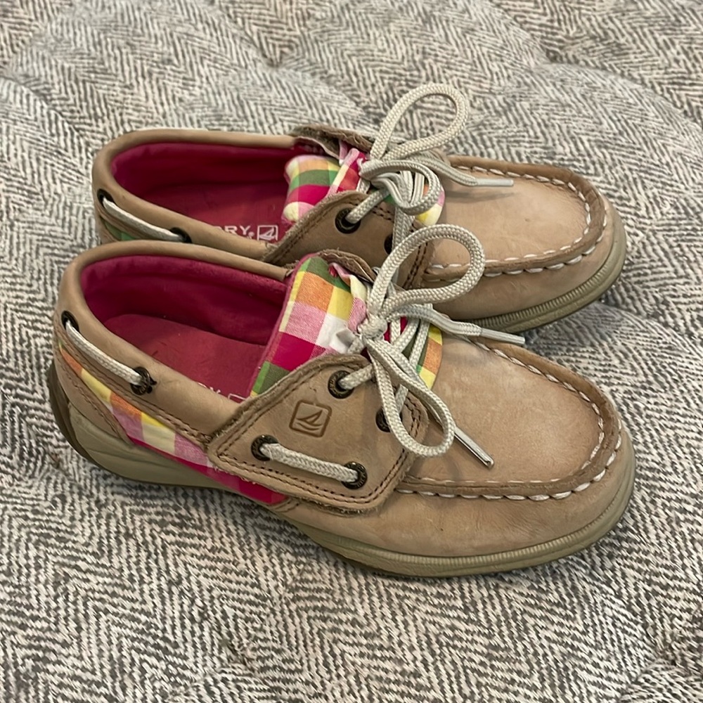 Sperry Intrepid AC size 10M